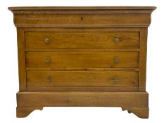 Barre Dugue - French oak five drawer chest with three drawers and frieze drawer at top and one at bo