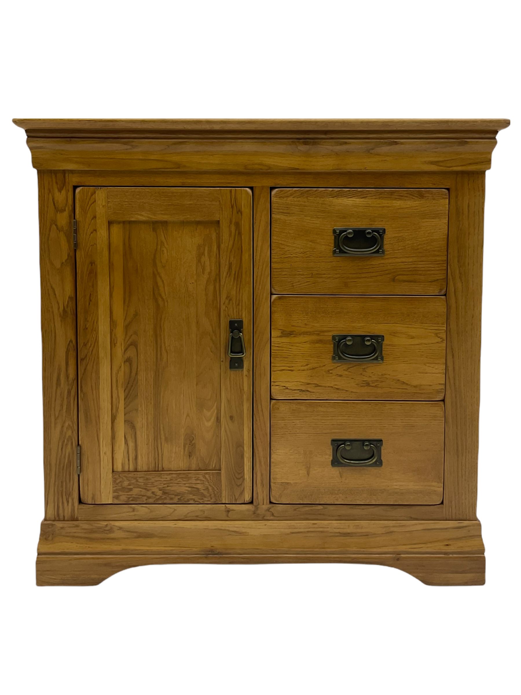 Oak side cabinet