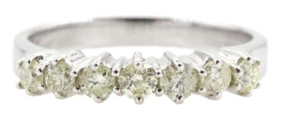 18ct white gold seven stone round brilliant cut diamond ring