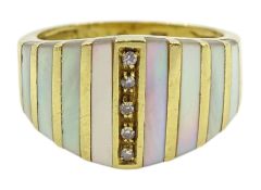 18ct gold mother of pearl and diamond dress ring