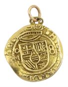 9ct gold Spanish Escudo style pendant