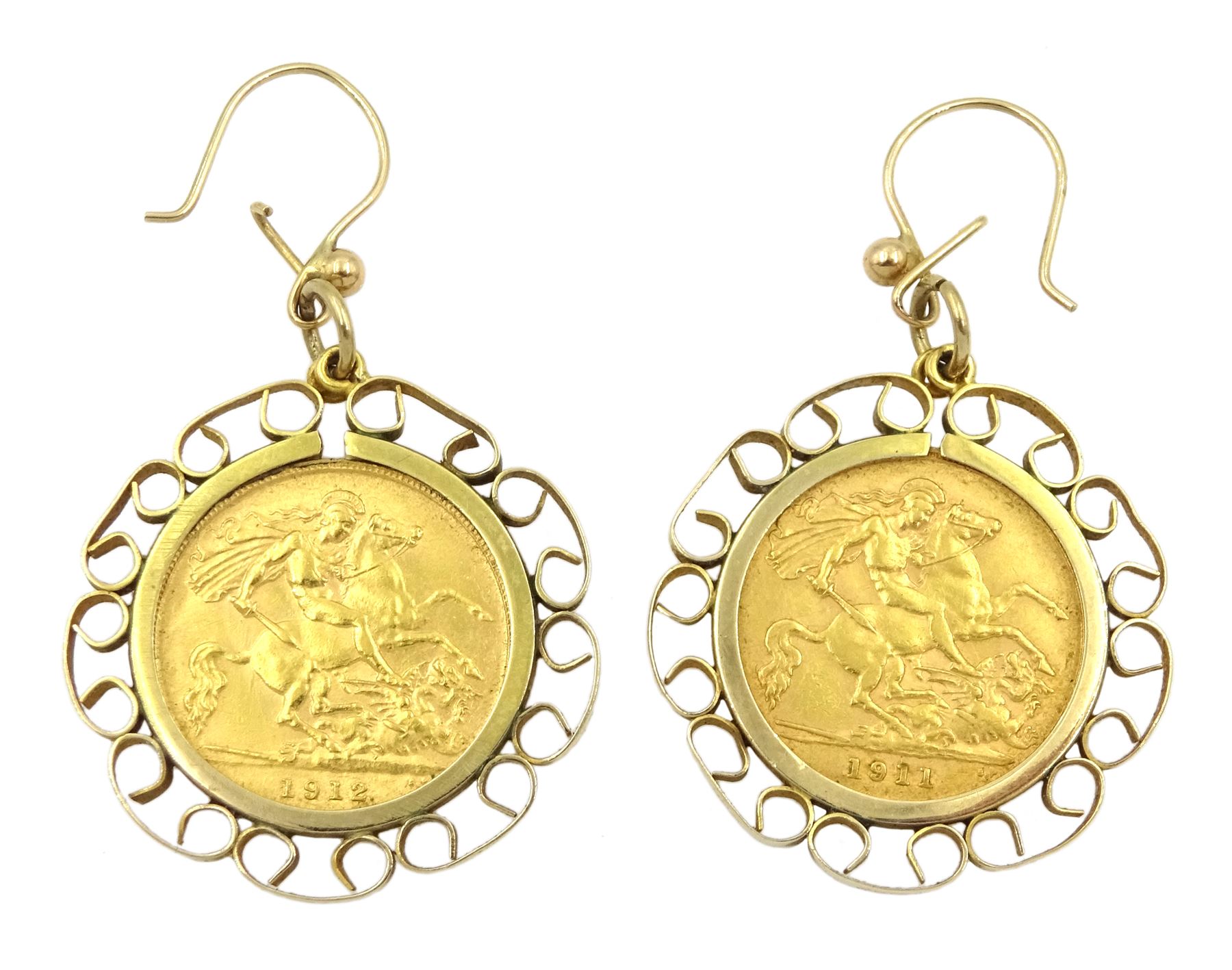 Two gold half sovereigns dated 1911 and 1912