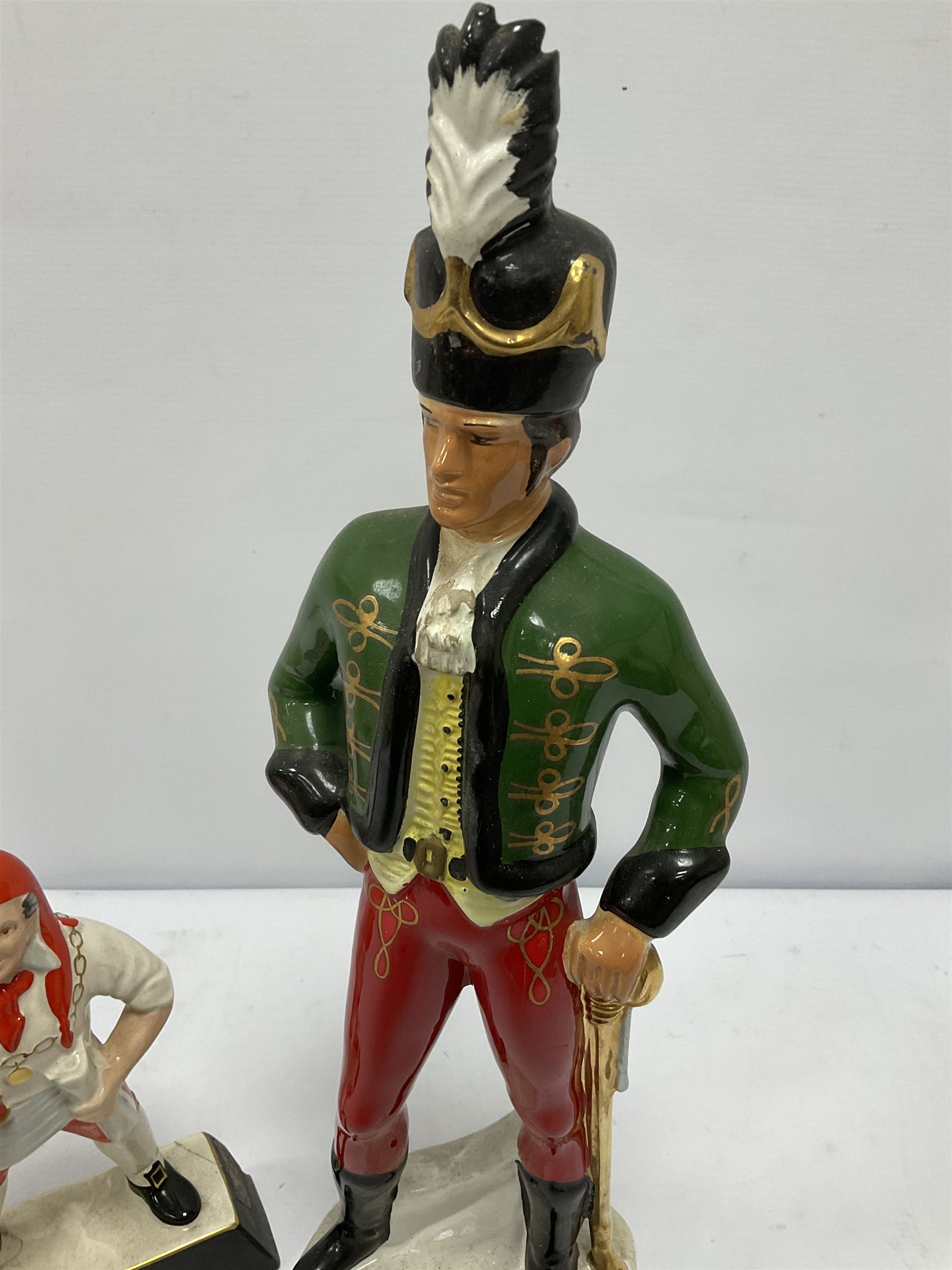 Irish Mist Soldier Liqueur decanter bottle - Image 4 of 4