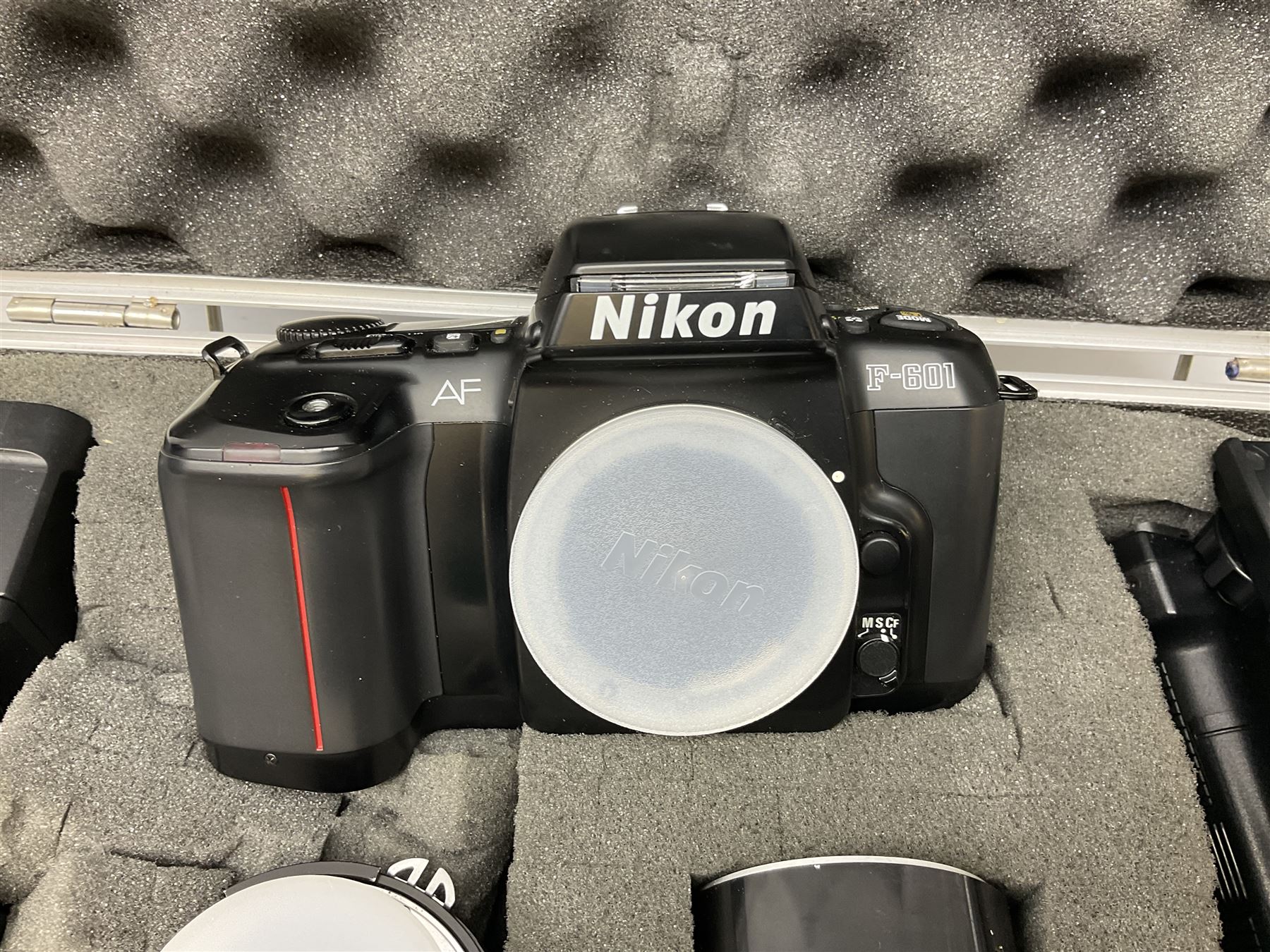 Nikon F-601 camera body - Image 4 of 8