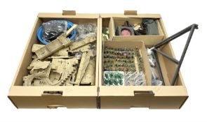 Power Team Elite World Peacekeeper's Expeditionary Unit with box