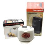 Honeywell dehumidifier HDE020E in original box and Morphy Richards Compact coolwall breadmaker