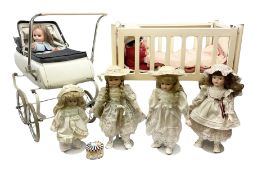 Toy doll's crib