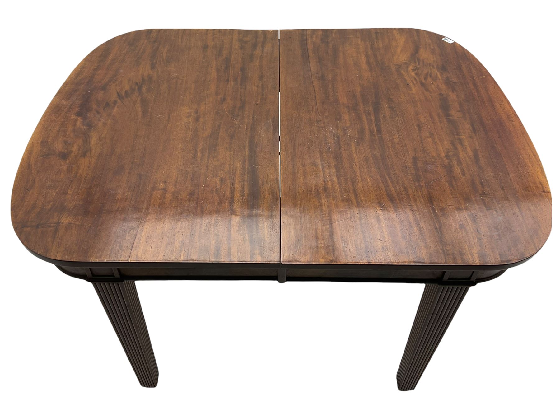 19th century mahogany extending dining table with leaf - Image 2 of 11