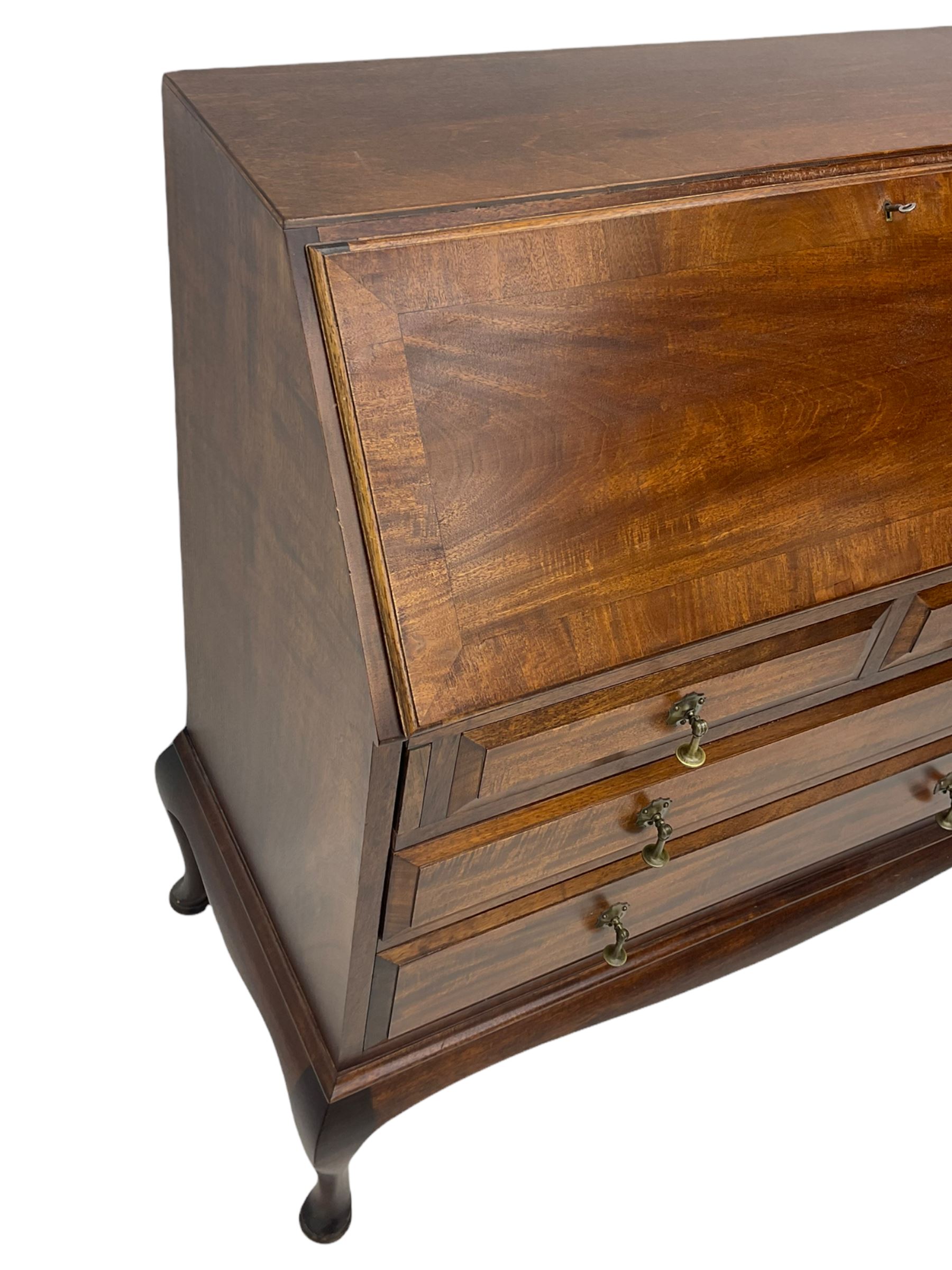 Georgian style mahogany bureau - Image 10 of 11