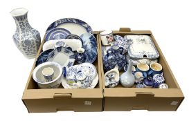 Quantity of Victorian and later blue and white ceramics to include oriental and Delft style examples