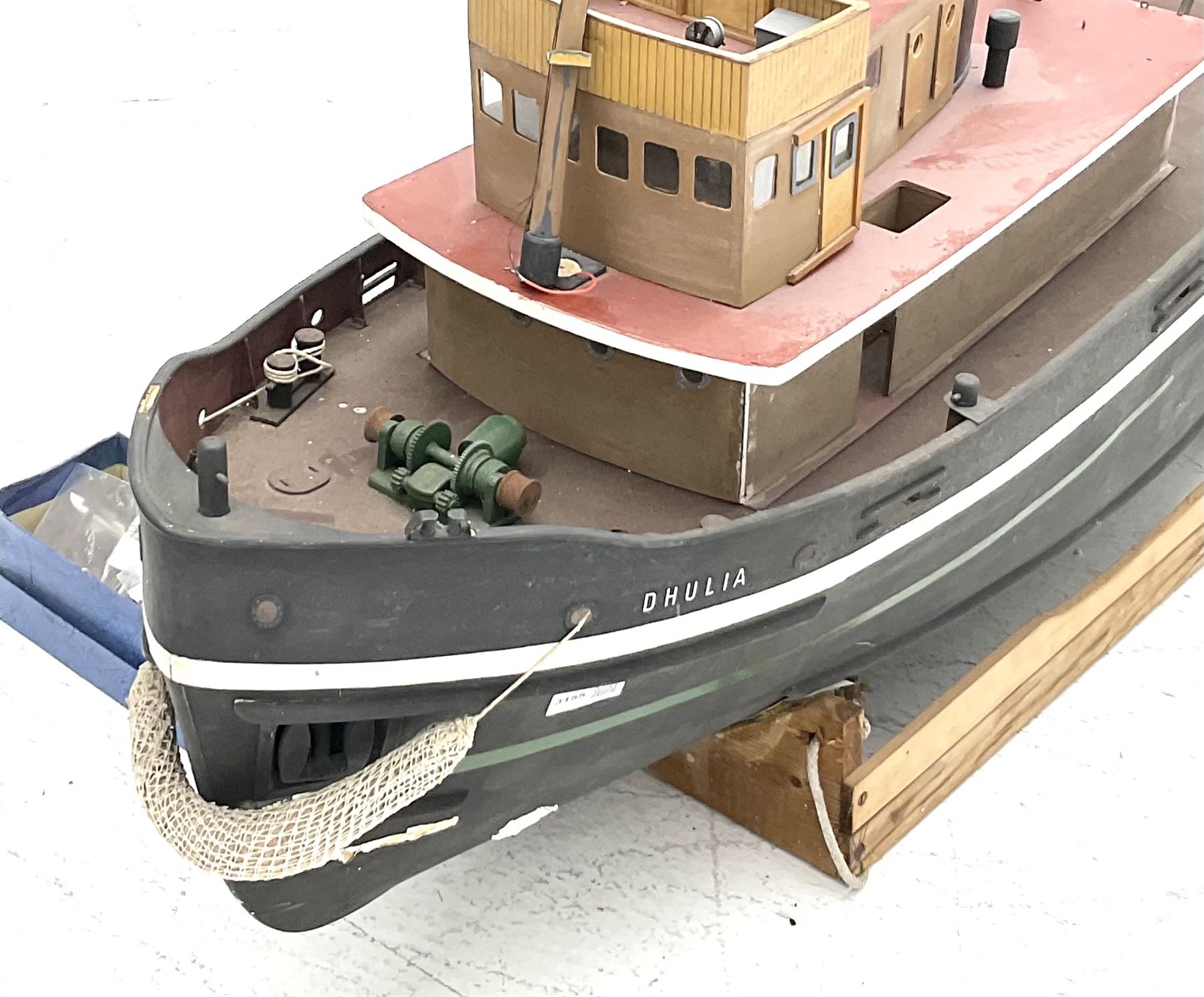 Large model of the tugboat 'Dhulia' on a wooden stand L144cm - Image 8 of 14