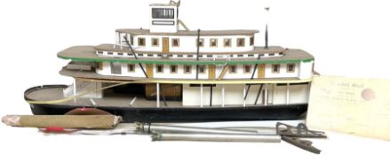 Model of St.Louis Belle paddle boat