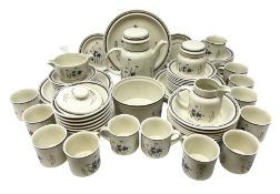 Quantity of Royal Doulton tea and dinner wares decorated in the 'Hill Top' pattern