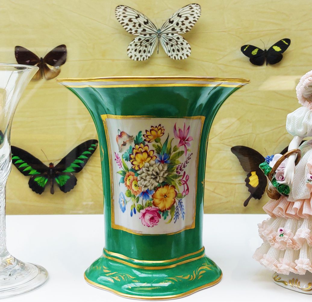 Decorative Antiques & Collectors Sale