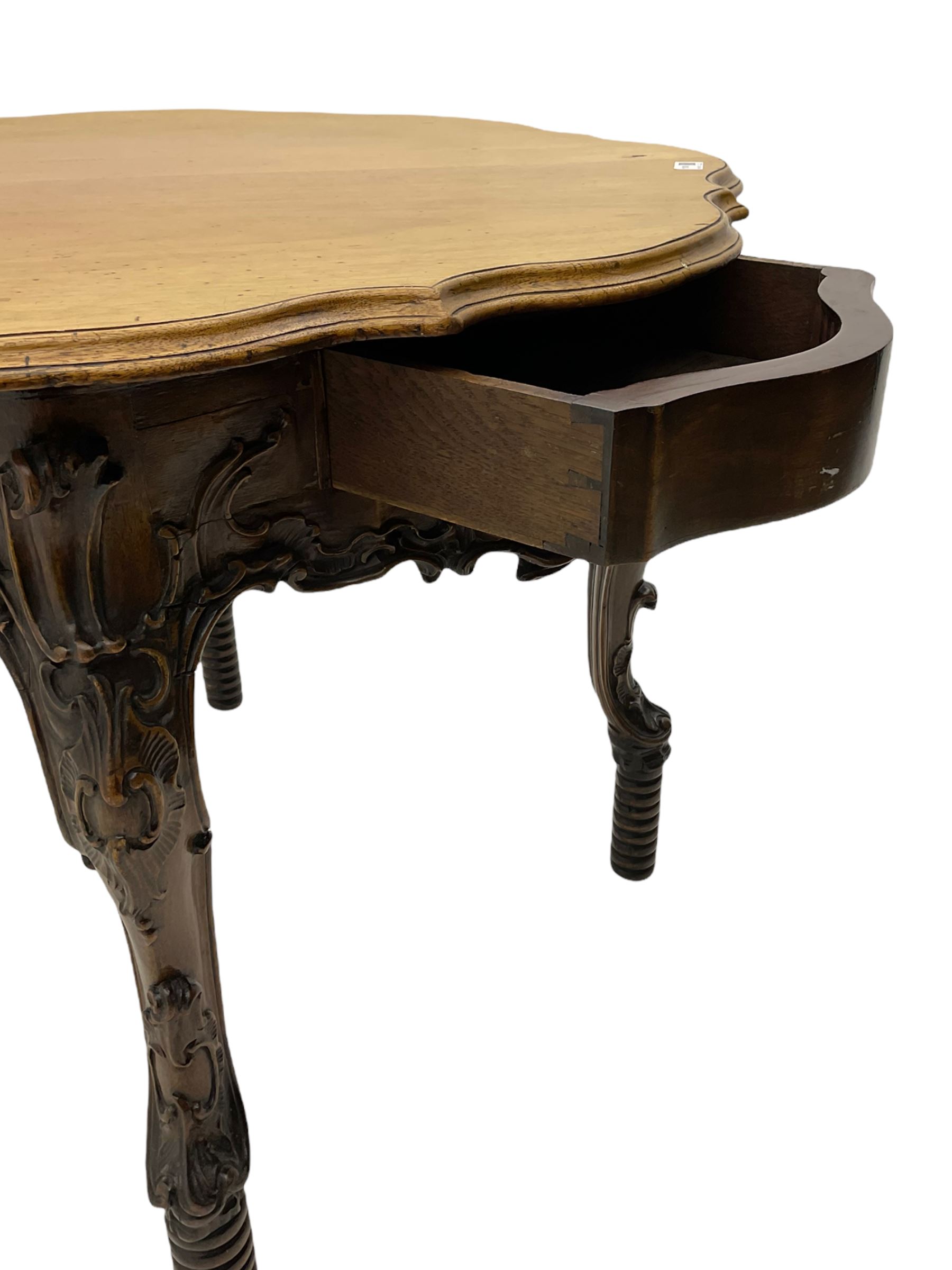 19th century walnut centre table - Image 5 of 9