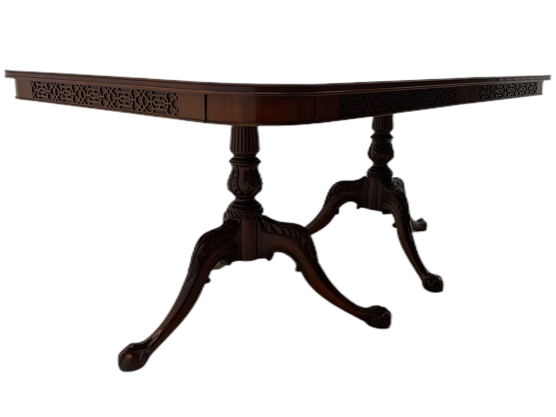 Wade Georgian style mahogany extending dining table with leaf - Image 10 of 27