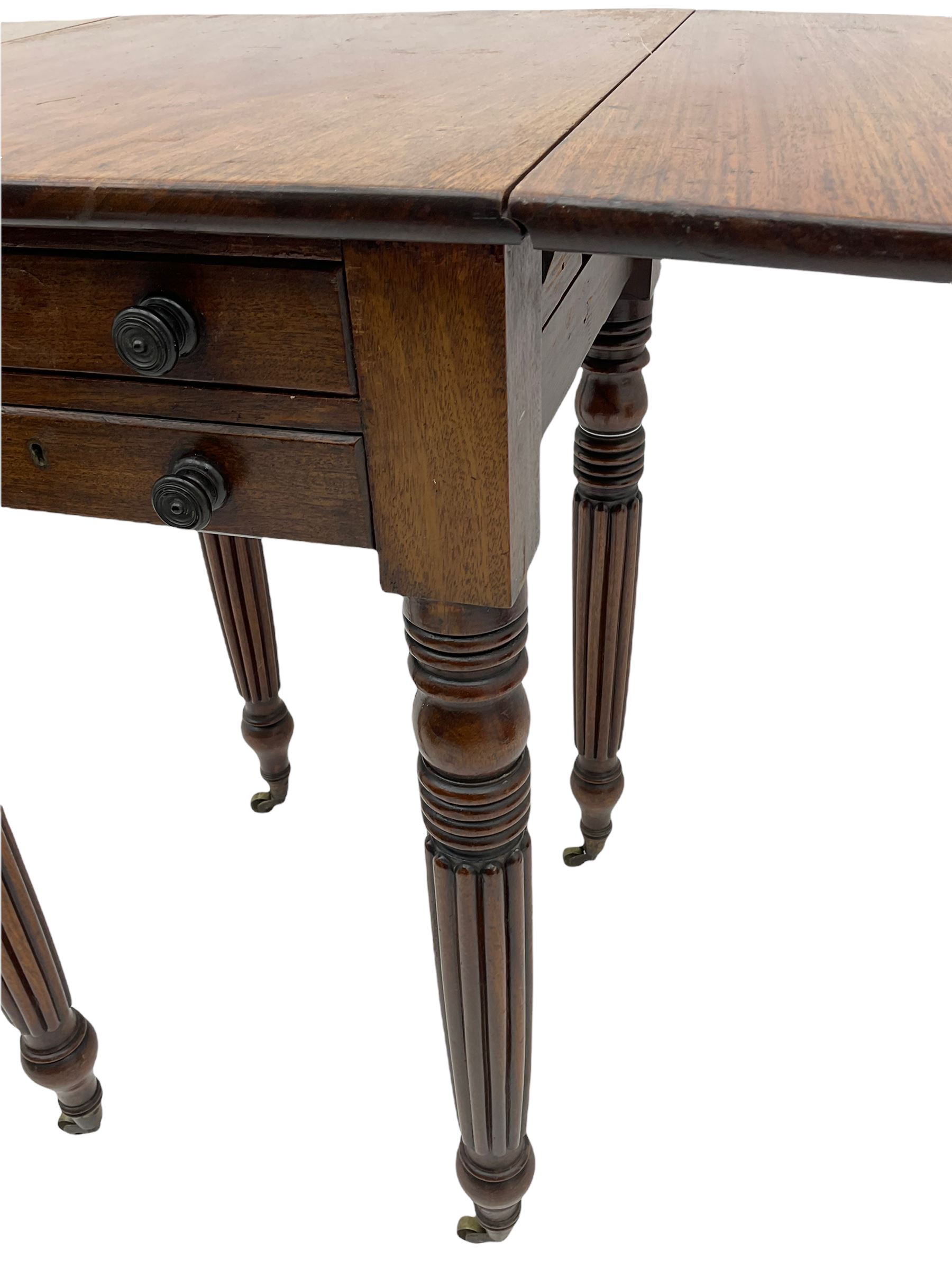 Early 19th century mahogany work table - Image 4 of 7