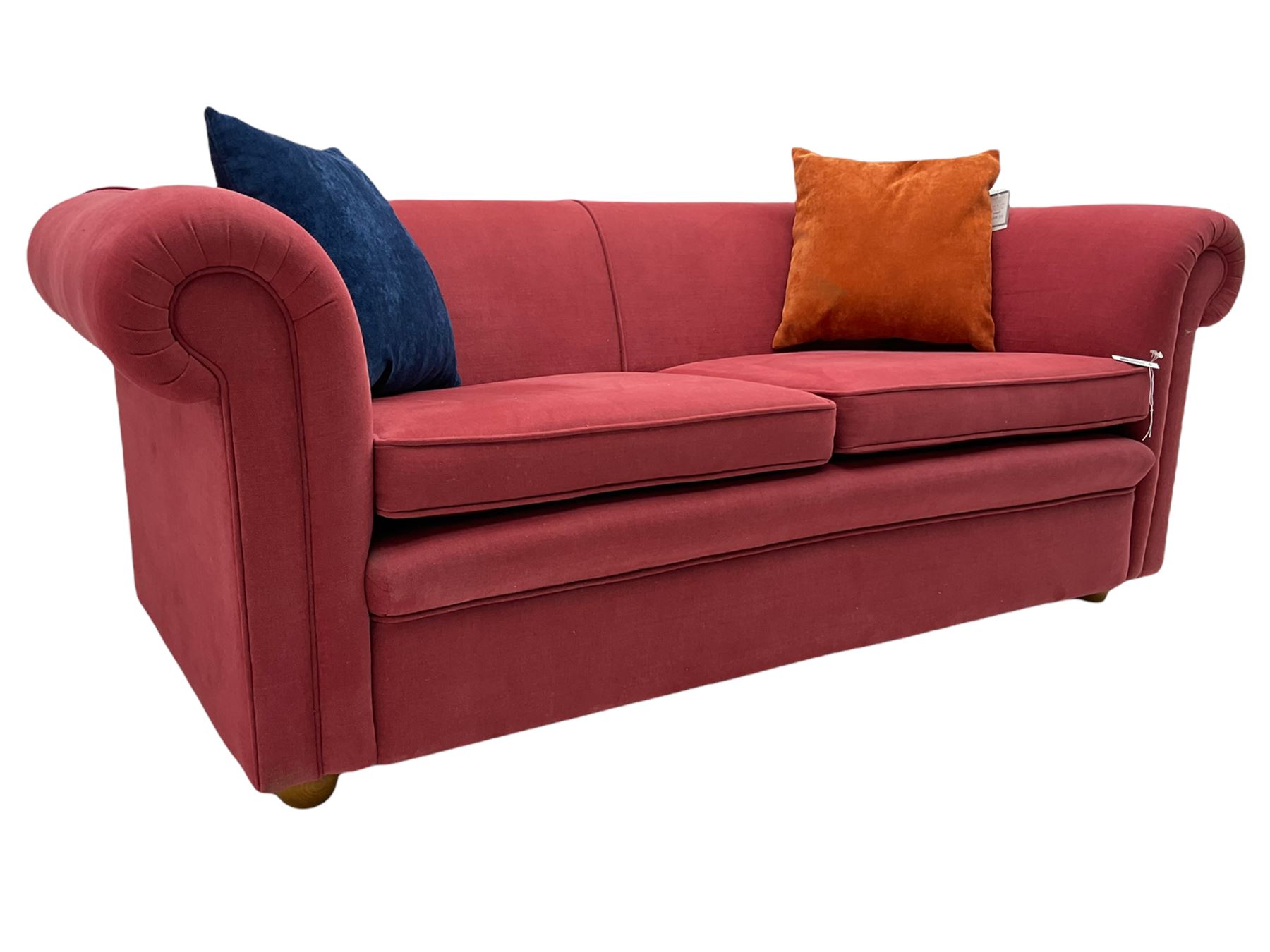 Two seat Chesterfield sofa - Image 6 of 6