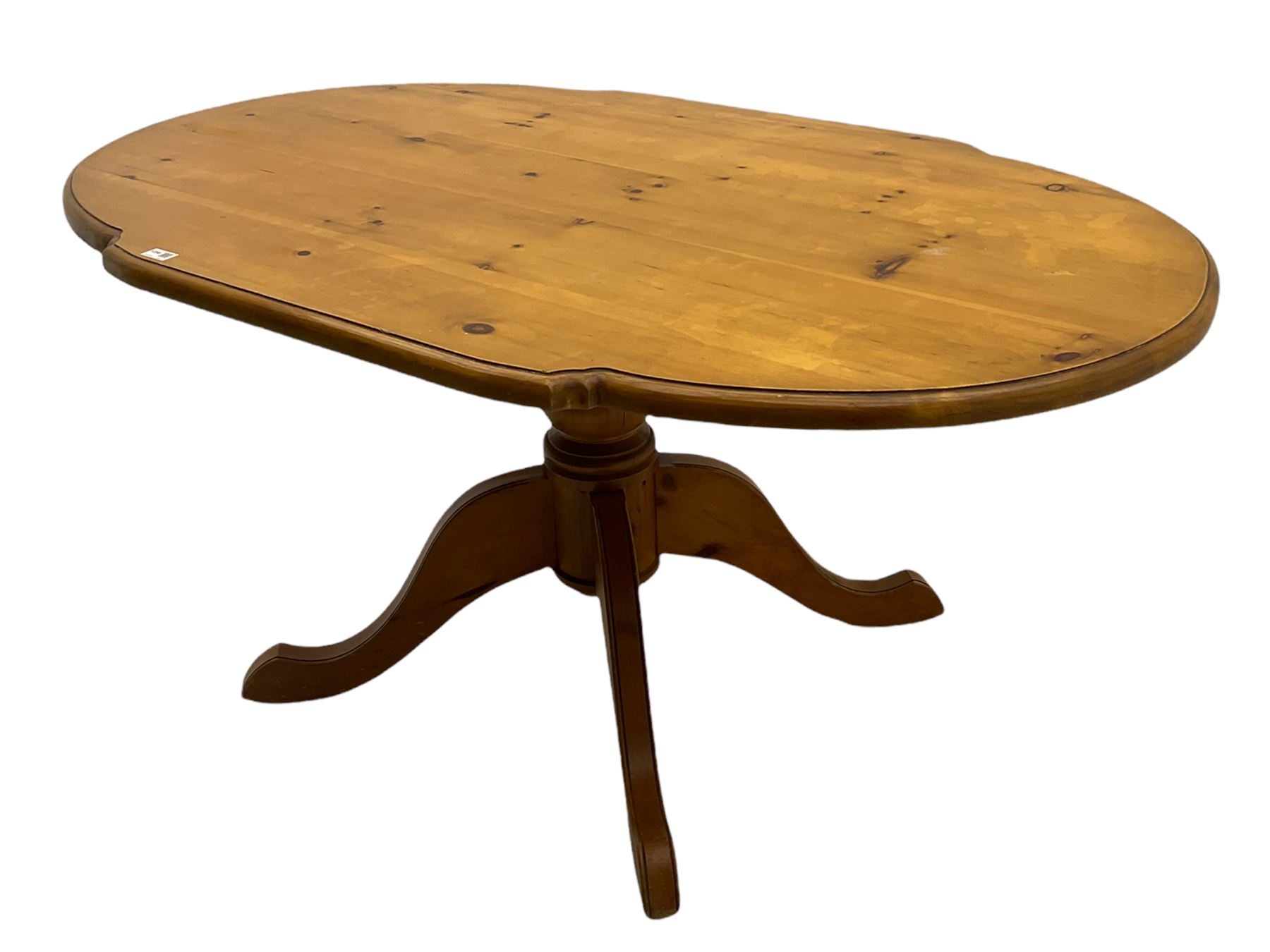 Solid pine oval pedestal dining table - Image 5 of 15