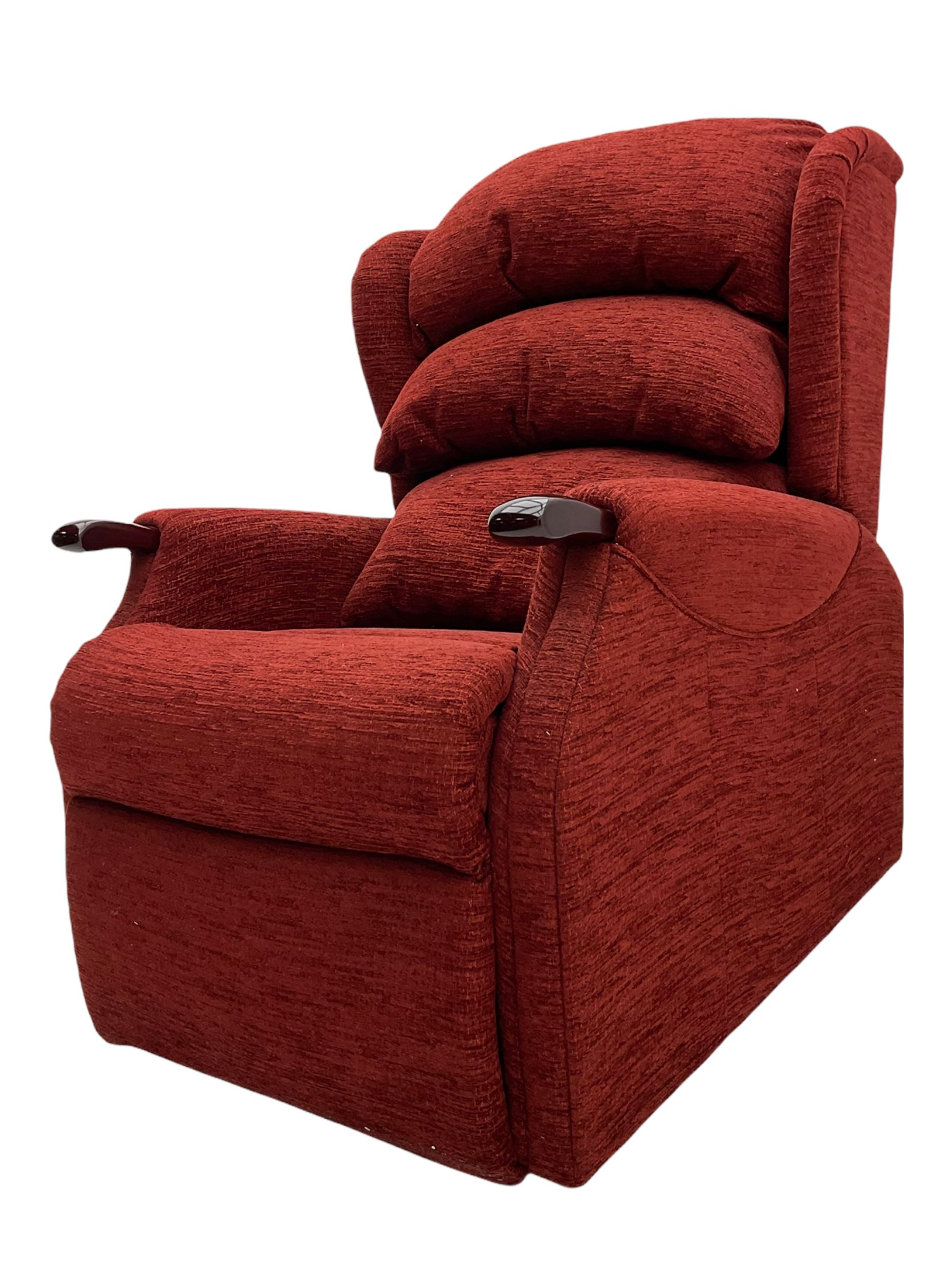 HSL electric reclining armchair - Image 4 of 5