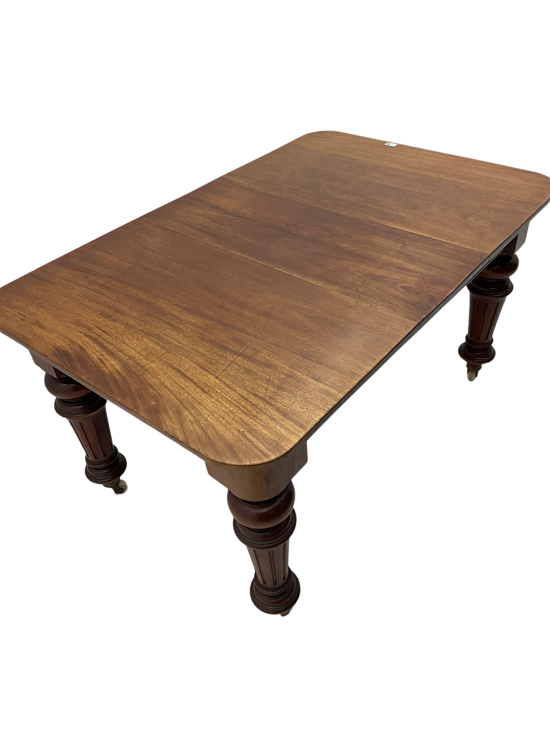 Victorian mahogany extending dining table - Image 8 of 10