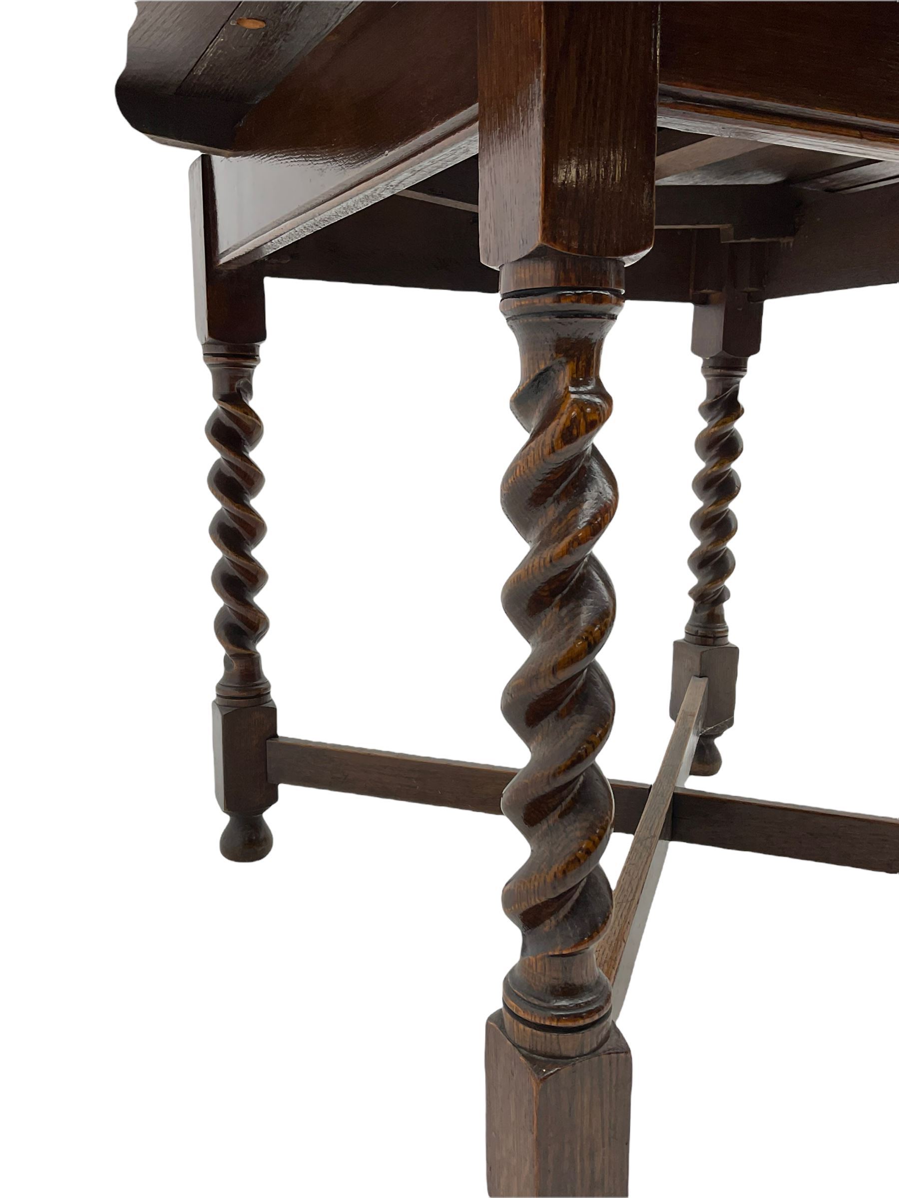 Early 20th century oak barley twist drawer leaf dining table - Image 8 of 10
