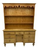 Victorian pine dresser