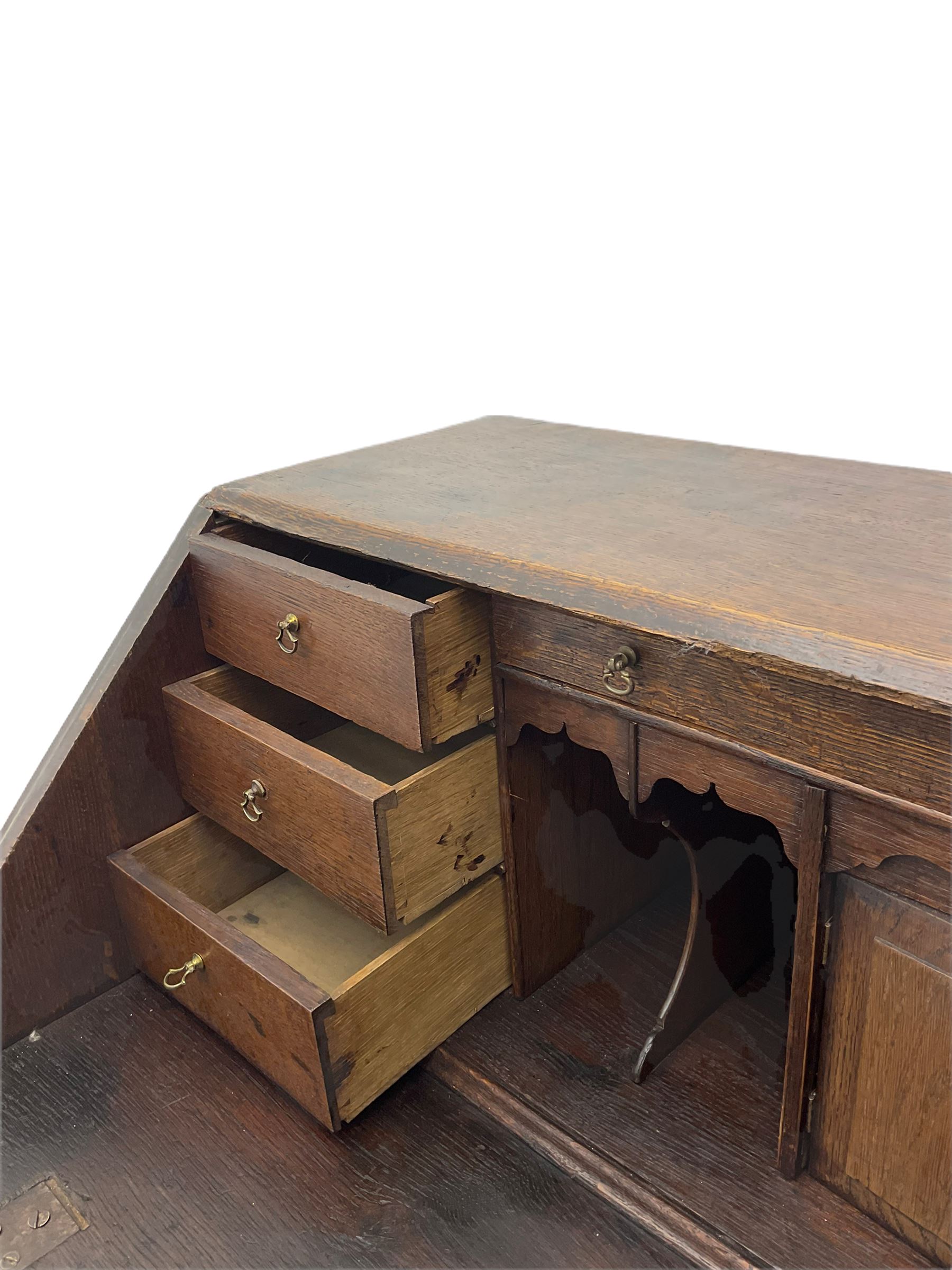 Georgian oak bureau - Image 8 of 15