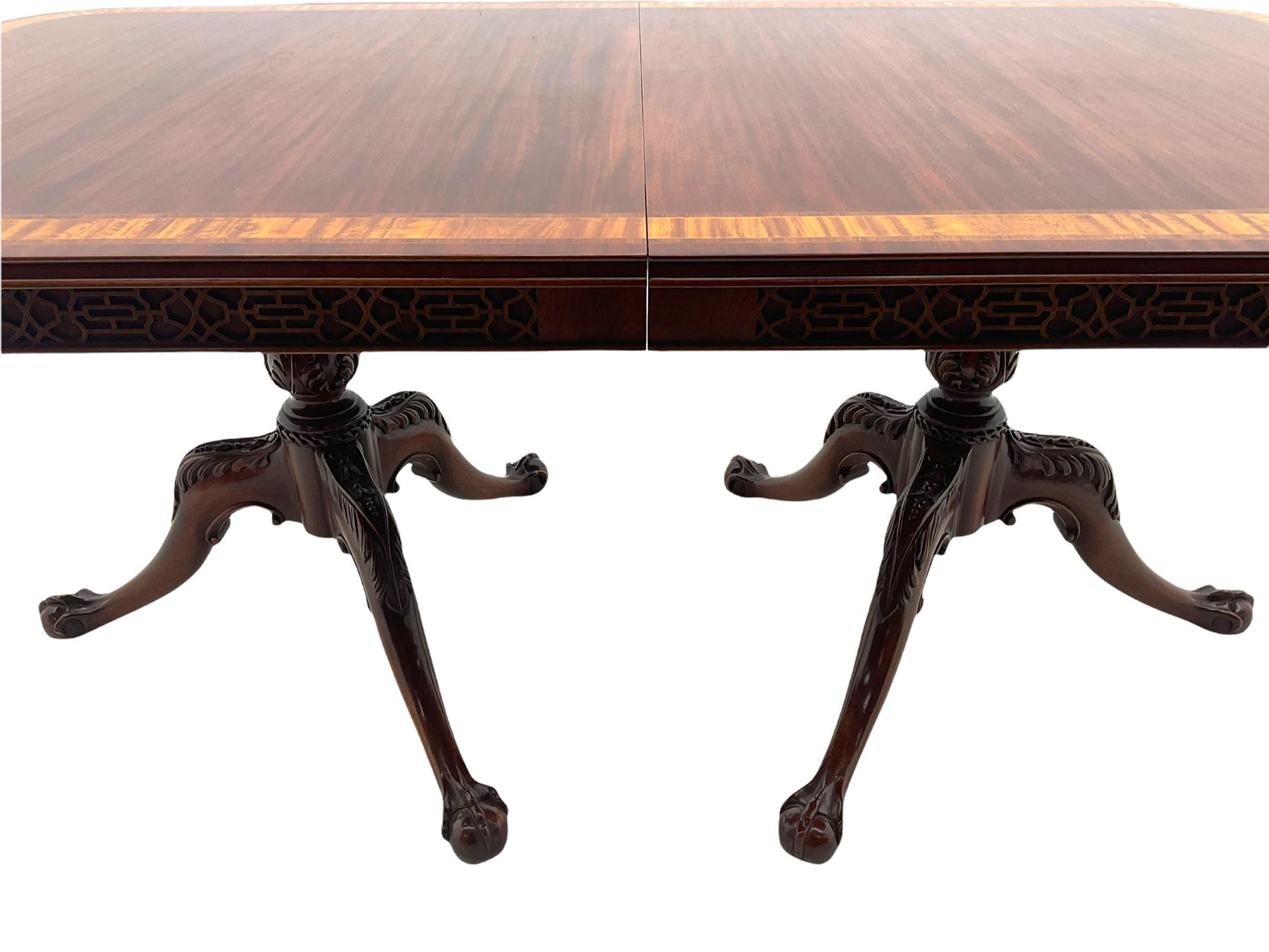 Wade Georgian style mahogany extending dining table with leaf - Image 14 of 27