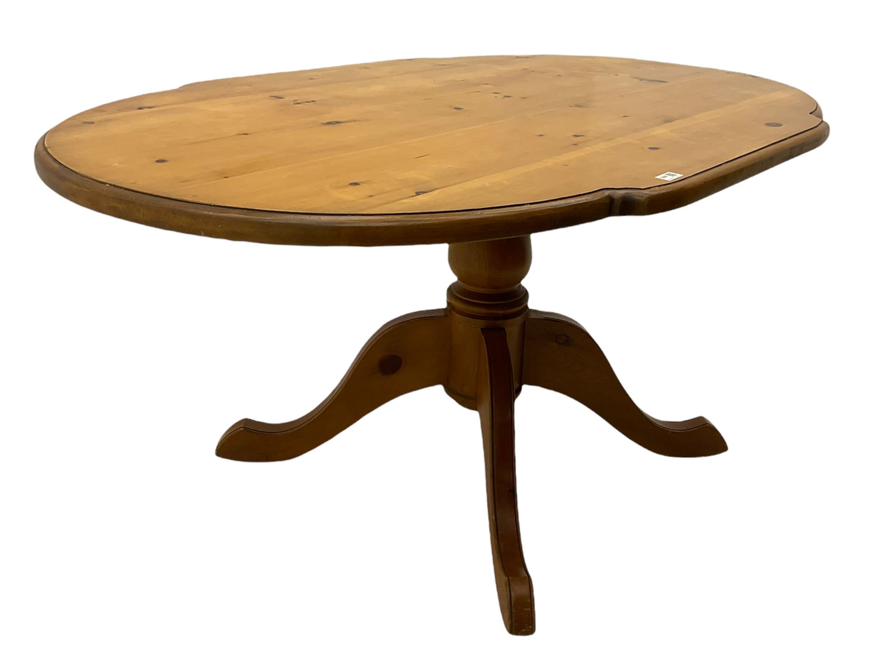 Solid pine oval pedestal dining table - Image 6 of 15
