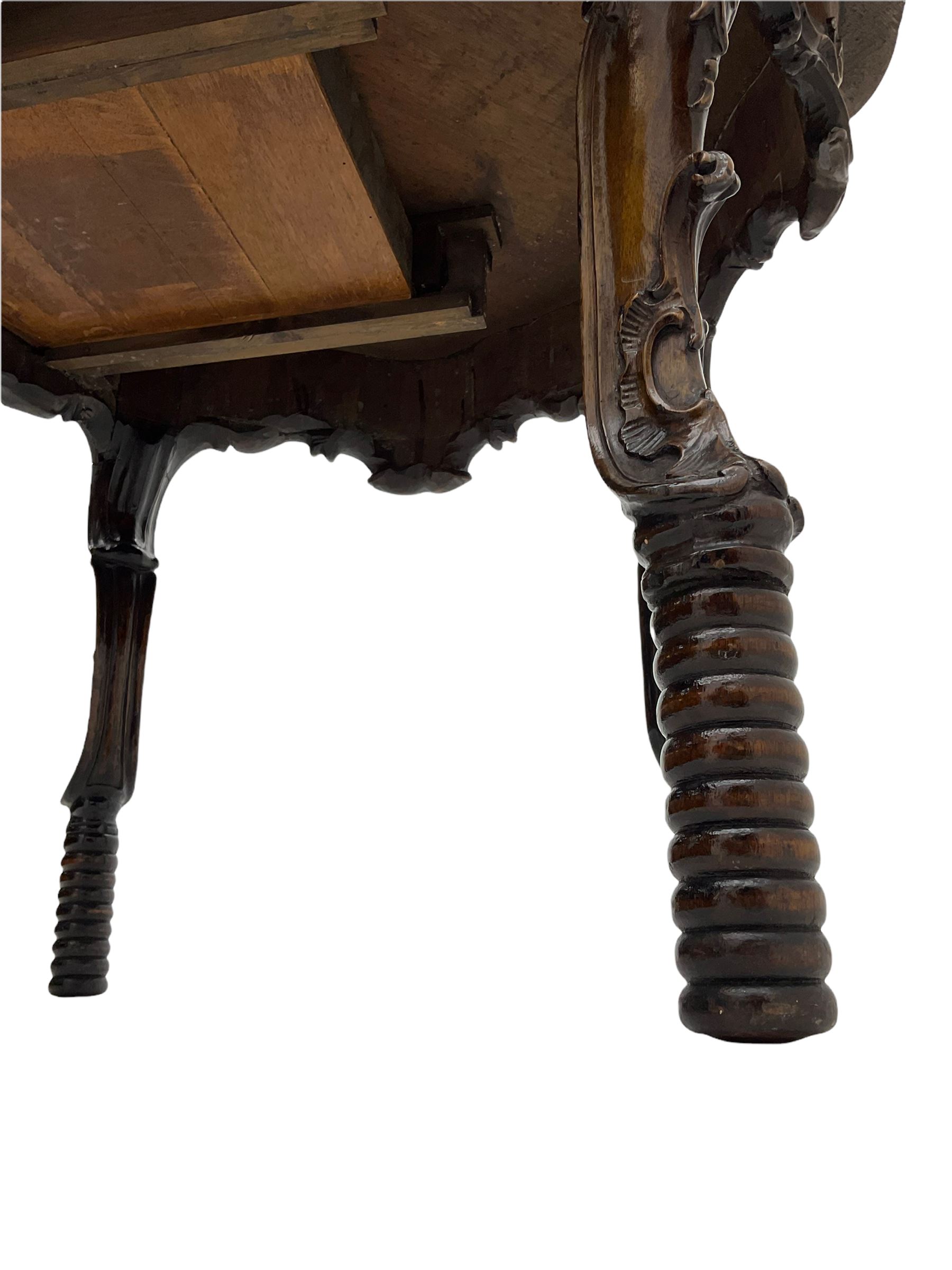 19th century walnut centre table - Image 6 of 9