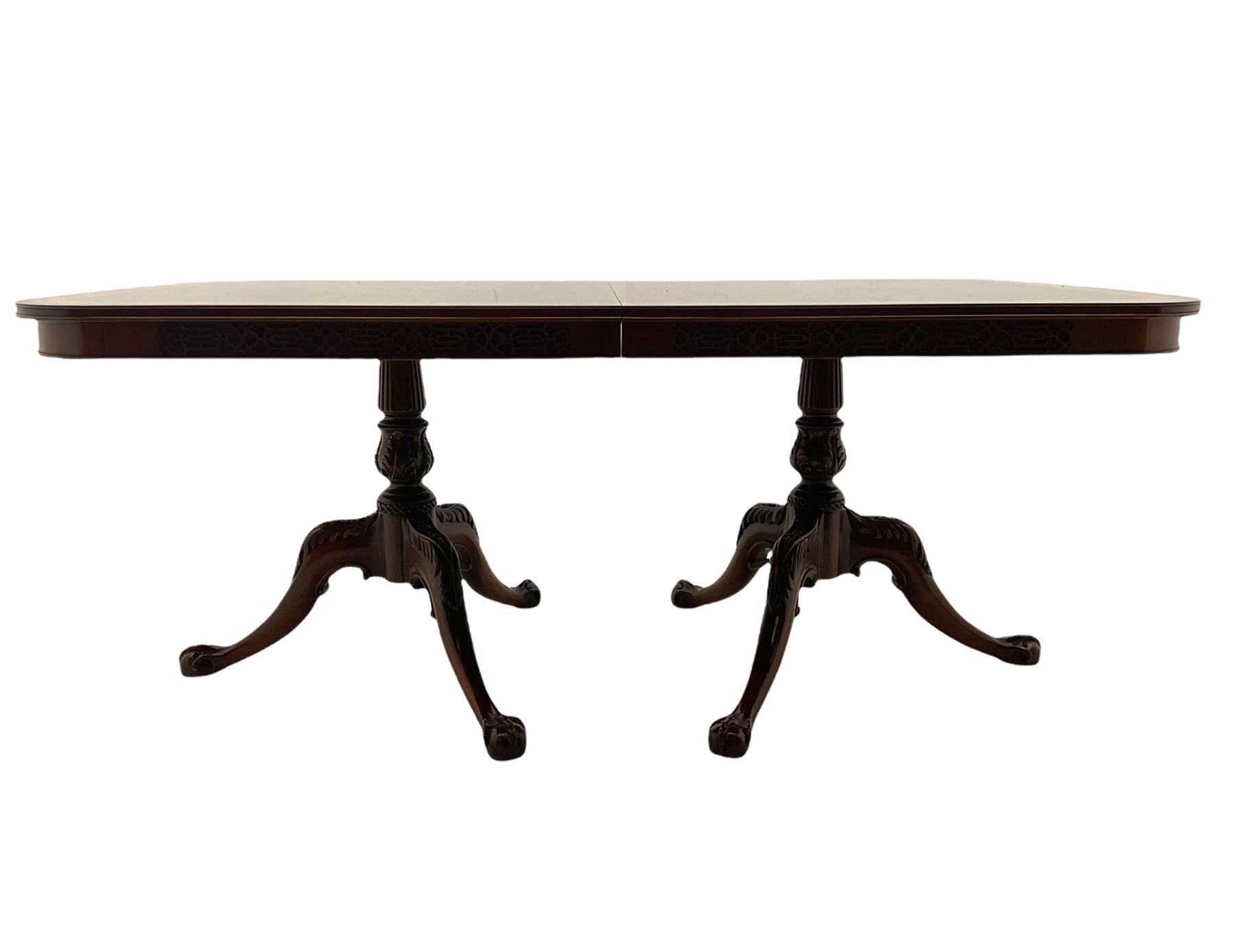 Wade Georgian style mahogany extending dining table with leaf - Image 12 of 27
