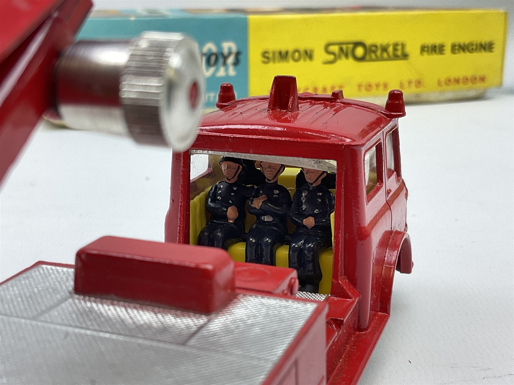 Corgi Major - Simon Snorkel Fire Engine No.1127 with figure and instruction leaflet; and Ford Tilt C - Image 4 of 12