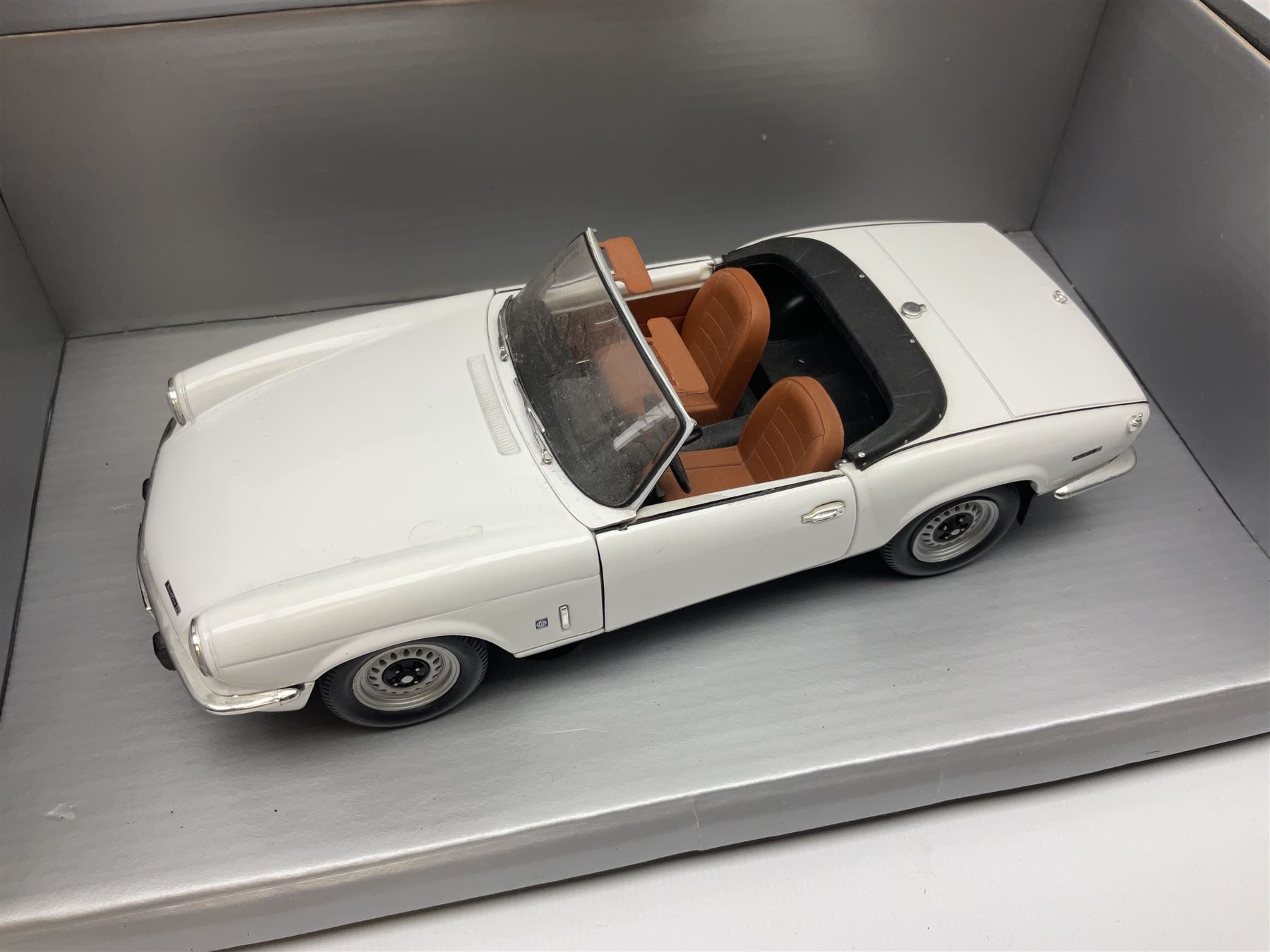 Chrono - two 1:18 scale die-cast models comprising Aston Martin DB5 1963 in 'Peony Red' and Triumph - Image 6 of 9