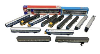 Hornby/Tri-ang '00' gauge - 'Blue Pullman' DMU six-car set; Class 43 HST 125 pair of locomotives Nos