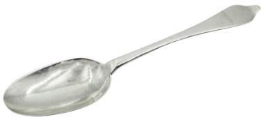 Early 18th century Britannia Standard dog nose spoon