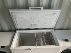 Large chest freezer - THIS LOT IS TO BE COLLECTED BY APPOINTMENT FROM DUGGLEBY STORAGE