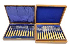 Oak cased silver plated fish set canteen by John Round & Son of Sheffield