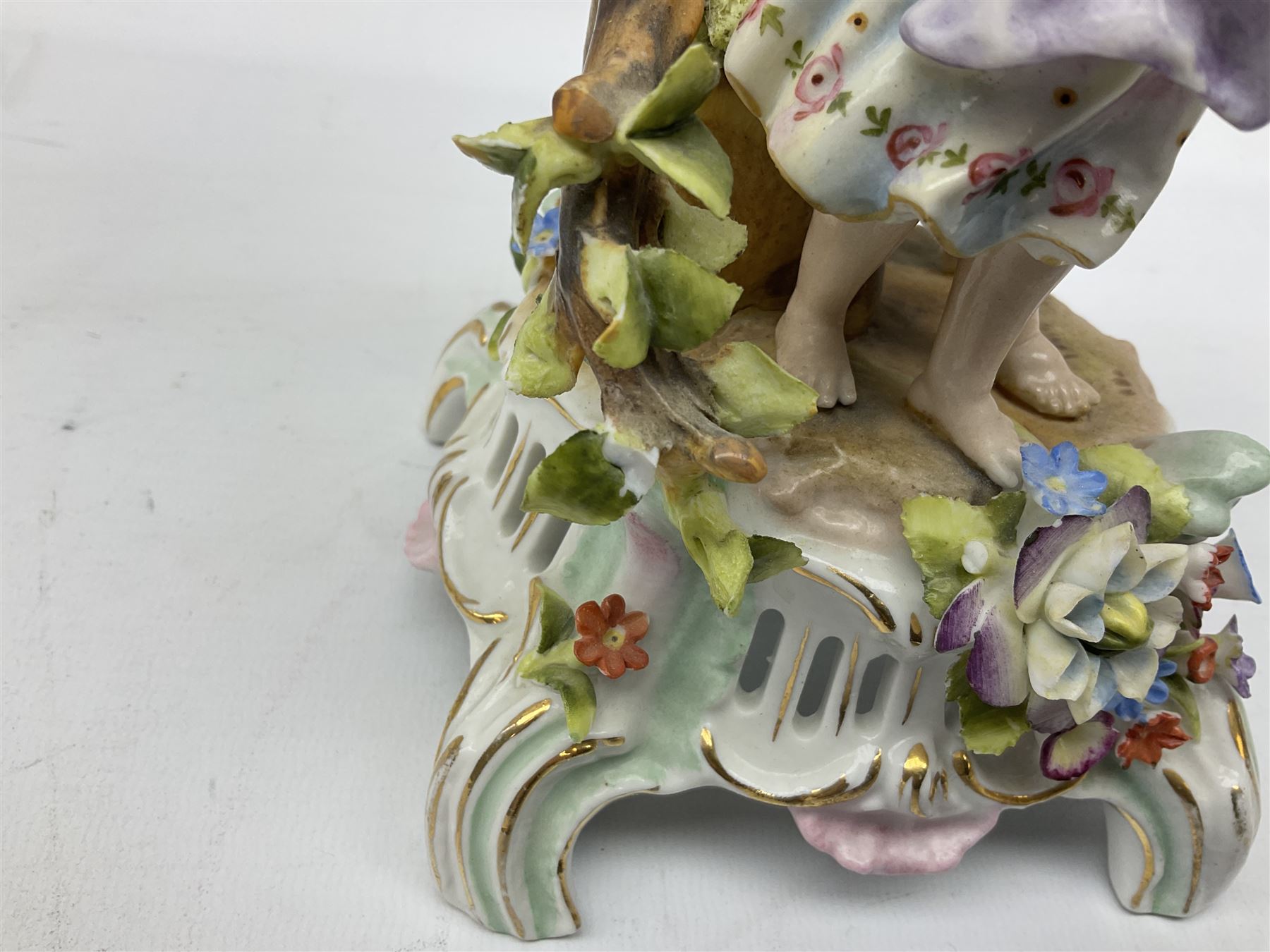 Early 20th century Sitzendorf porcelain centrepiece - Image 3 of 7