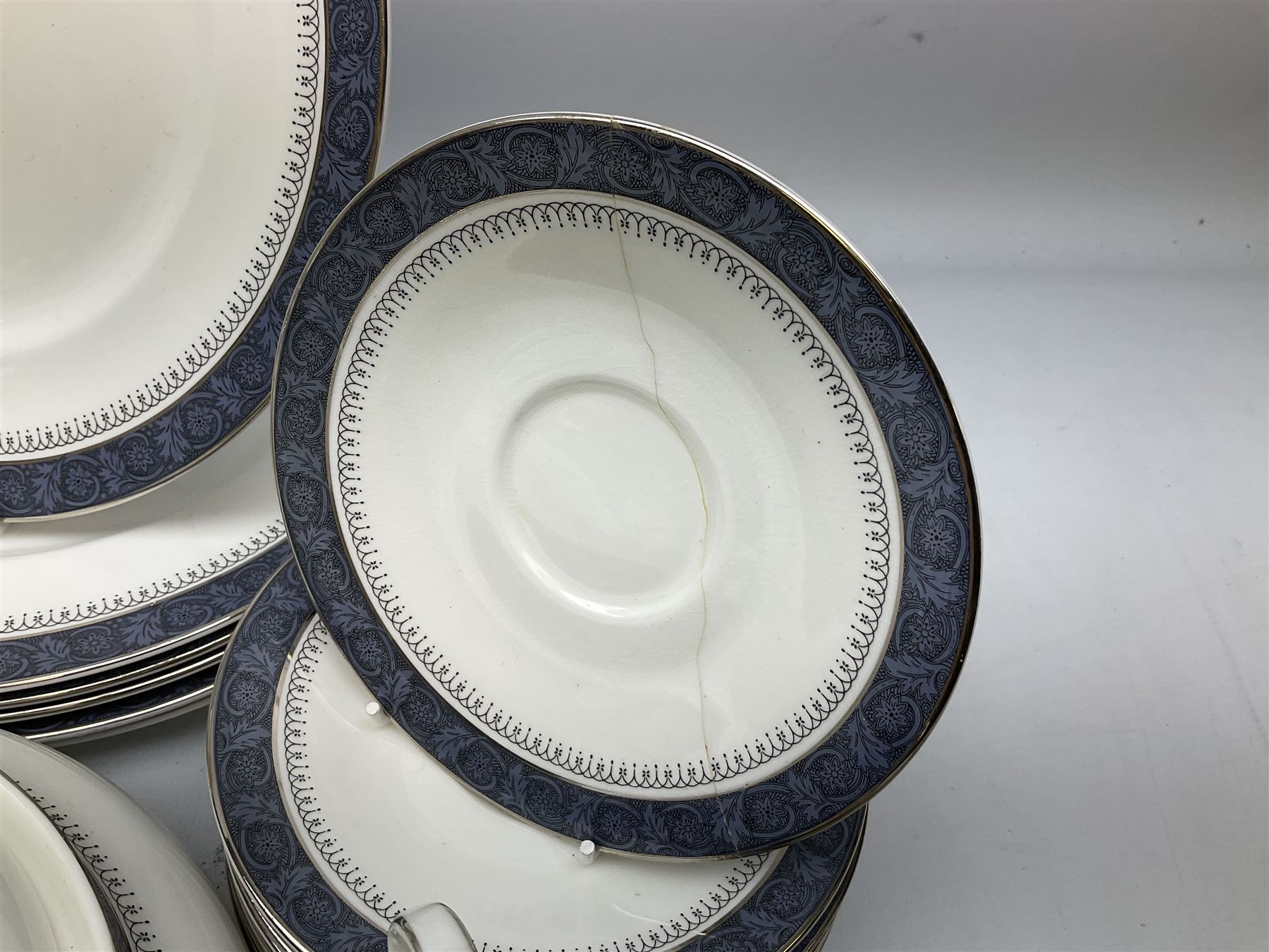 Royal Doulton tea and dinner wares decorated in the 'Sherbrooke' pattern - Image 2 of 6