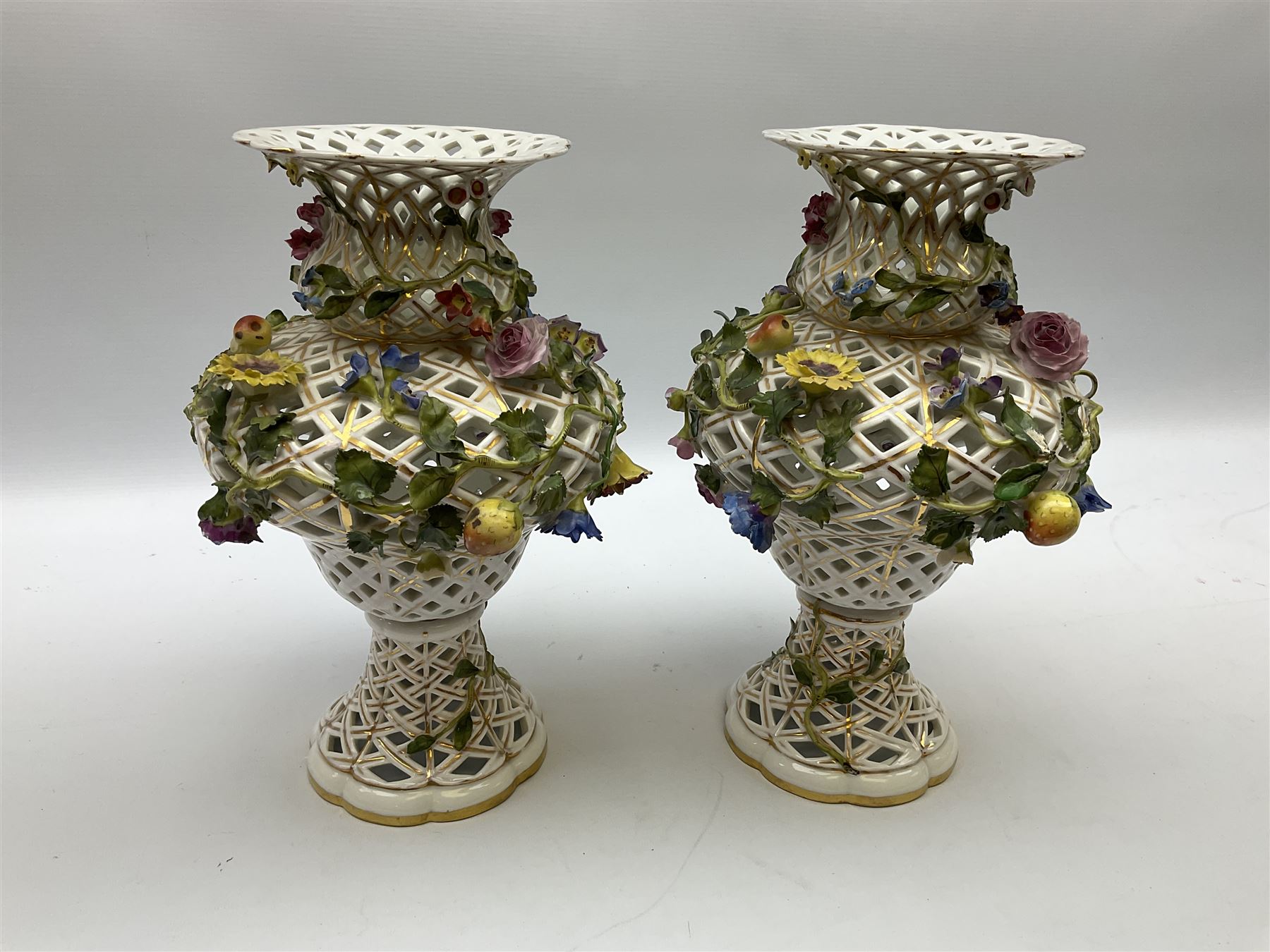 Pair of Meissen style pierced baluster vases - Image 4 of 6