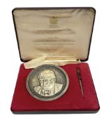 'The Churchill Centenary Picture Medal' cased limited edition of 500 medal struck in 22ct gold on st