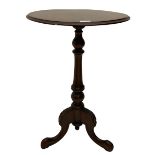 Victorian figured walnut pedestal table