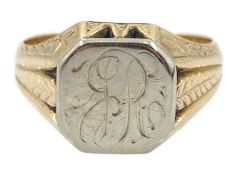 White and yellow gold signet ring