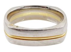 18ct white gold and centre striped yellow gold wedding band