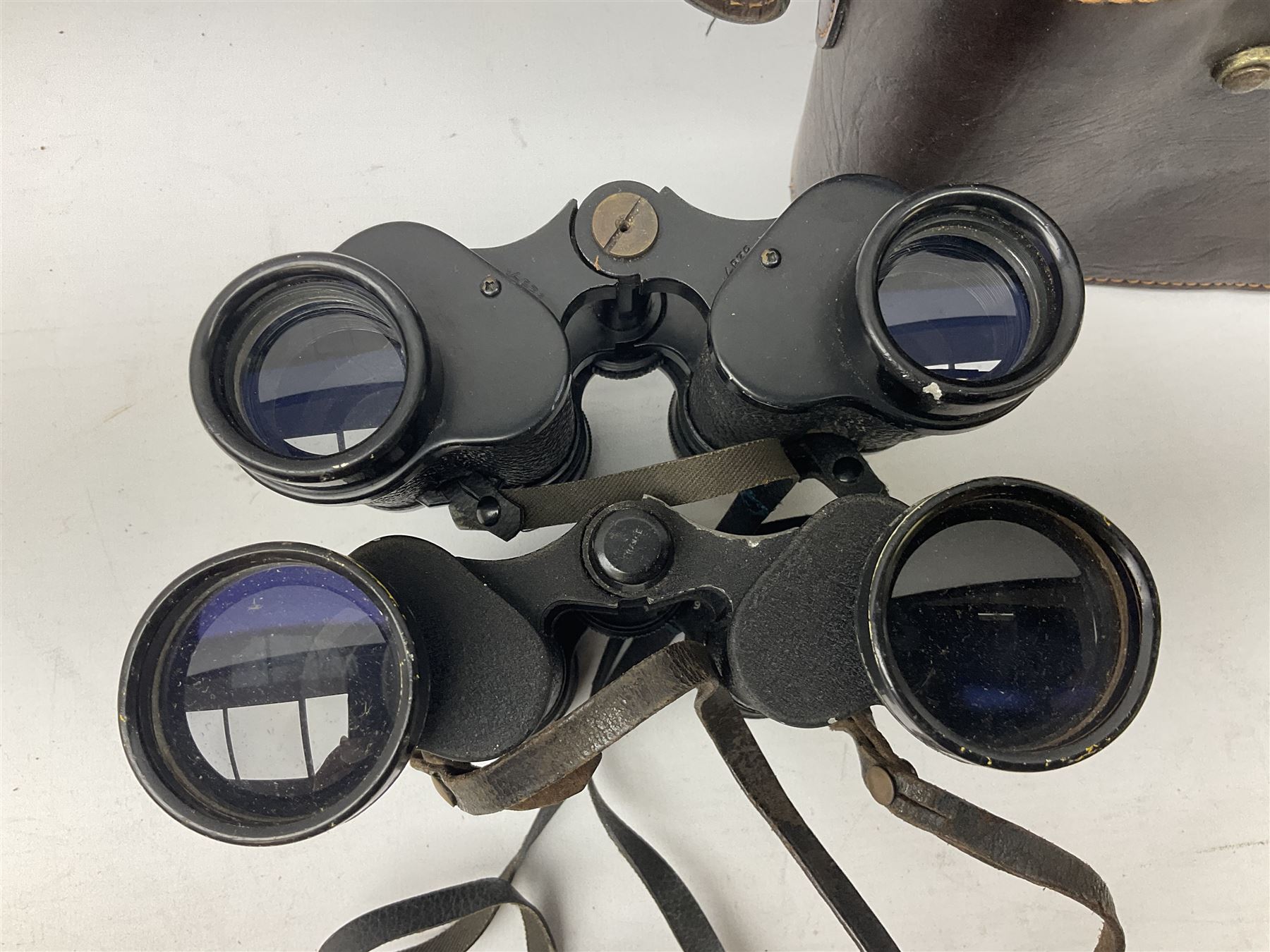 Seven cased pairs of binoculars - Image 6 of 11