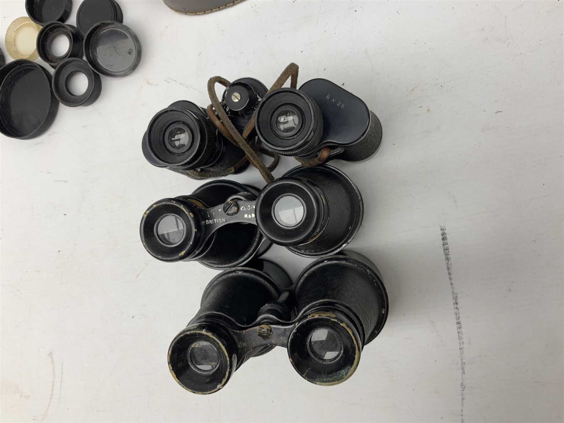 Nine binoculars to include Prinz 10x50 - Image 9 of 13