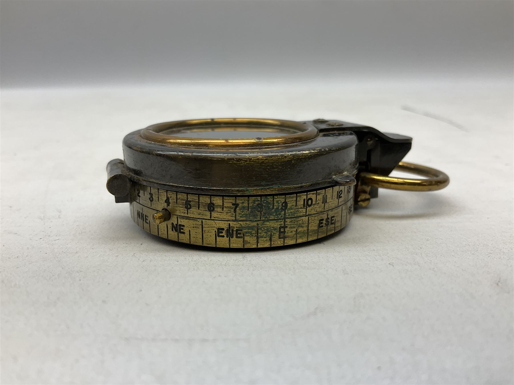 Early 20th century Verner's Service pattern type brass military compass - Image 4 of 6