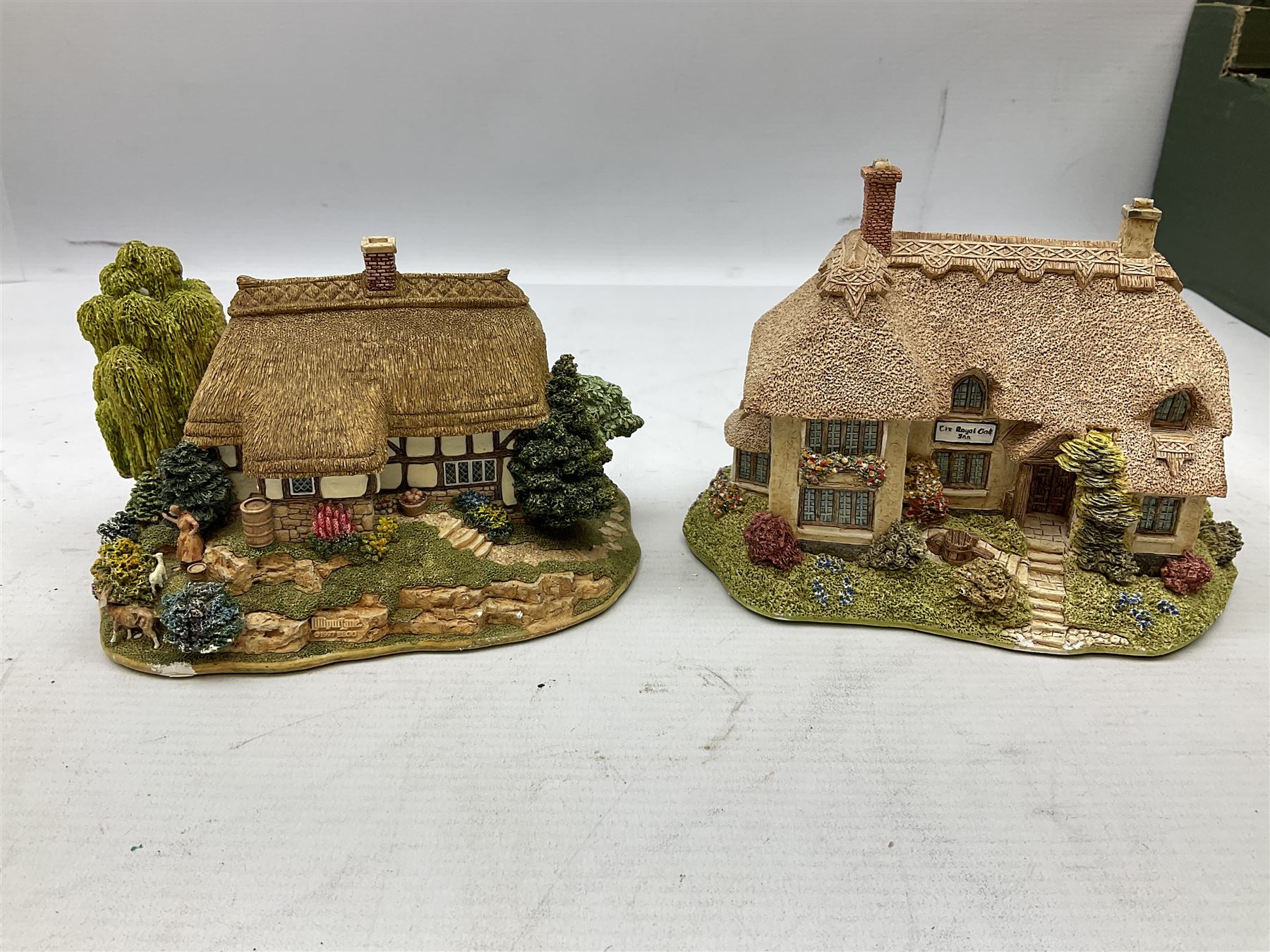 Twenty Lilliput Lane cottages to include 'Canterbury Bells' - Image 2 of 7