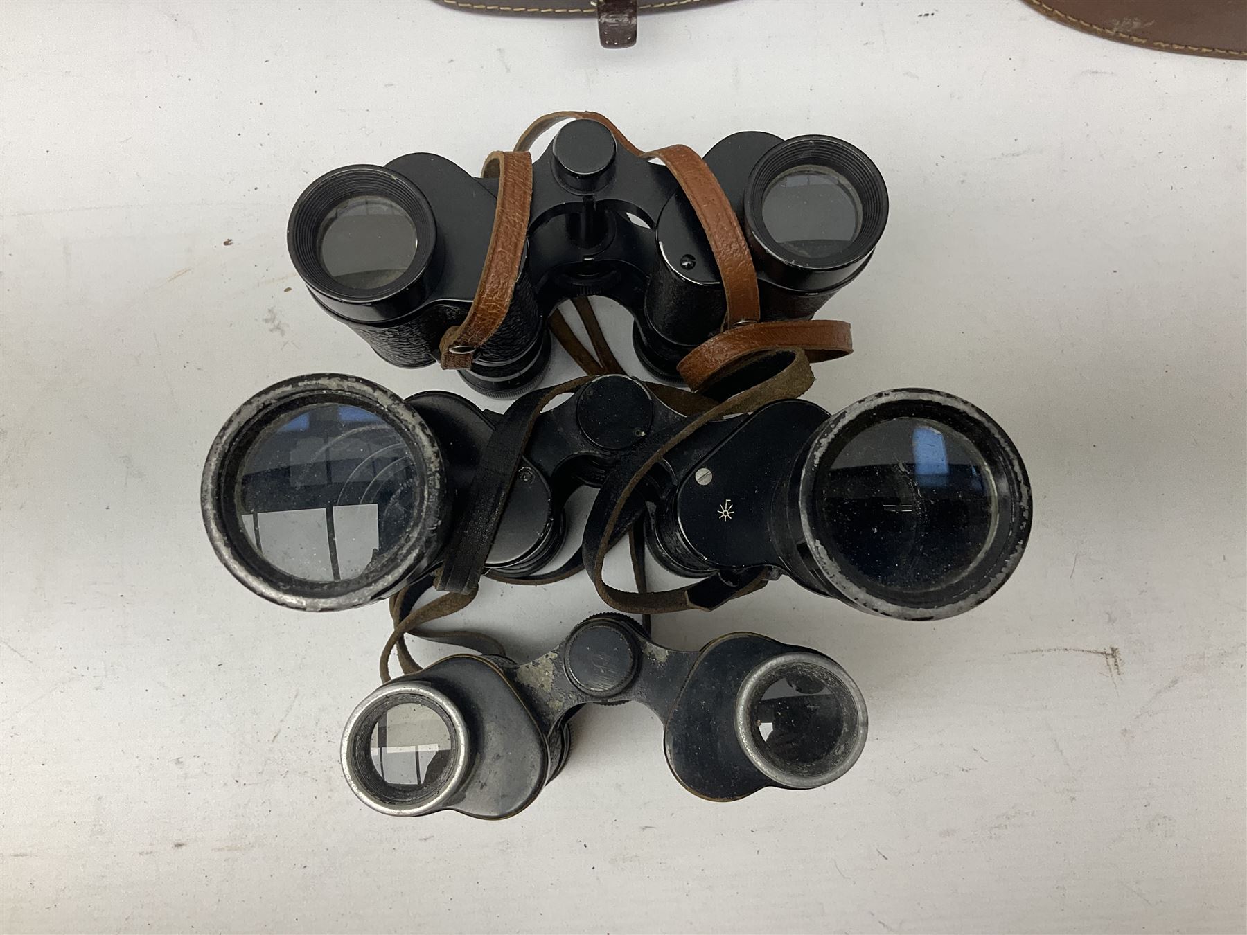 Eight cased pairs of binoculars - Image 12 of 12